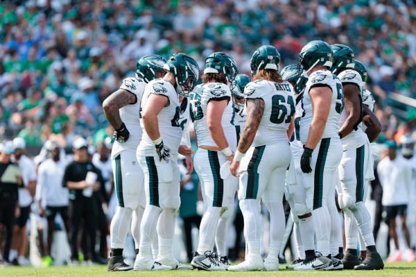 The Philadelphia Eagles huddles during the fourth quarter against the Minnesota Vikings at Lincoln Financial Field.