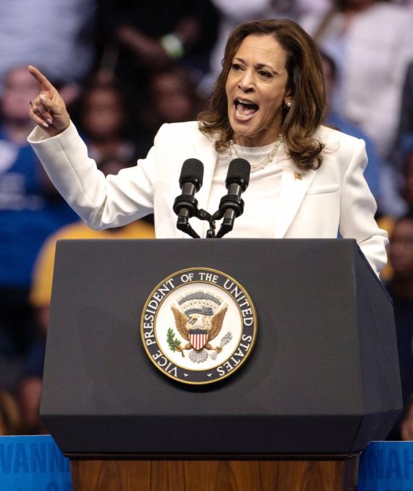 After a two-day bus tour through southern Georgia, Vice President KAMALA HARRIS holds a rally at the Enmarket Arena. (Credit Image: © Brian Cahn/ZUMA Press Wire)